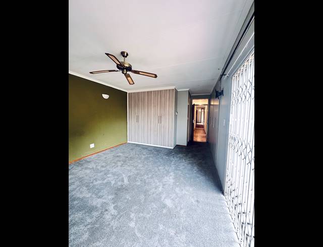 4 BEDROOM FREESTANDING FOR SALE IN BEN FLEUR